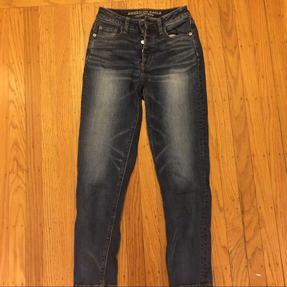American Eagle Vintage High Rise Jeans